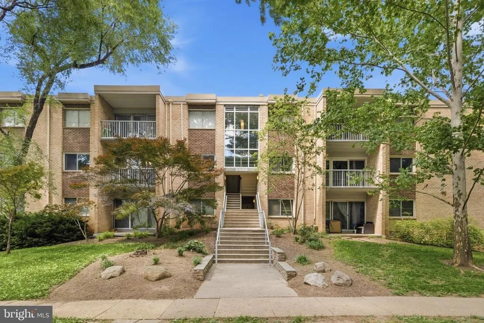 Unit for sale at 2908 KINGS CHAPEL ROAD, FALLS CHURCH, VA 22042