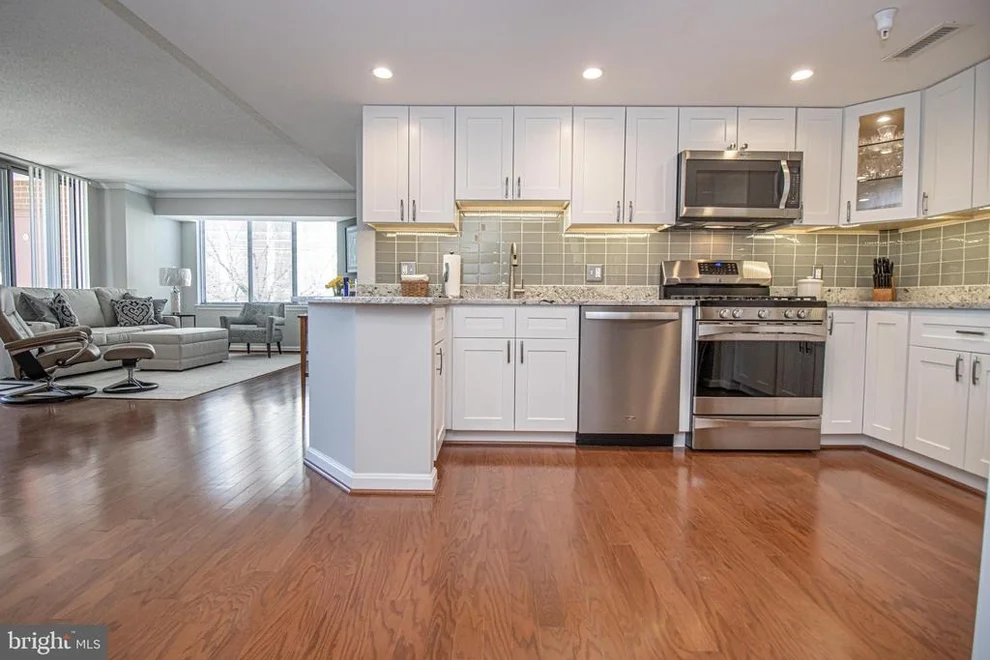 Unit for sale at 11710 OLD GEORGETOWN, ROCKVILLE, MD 20852