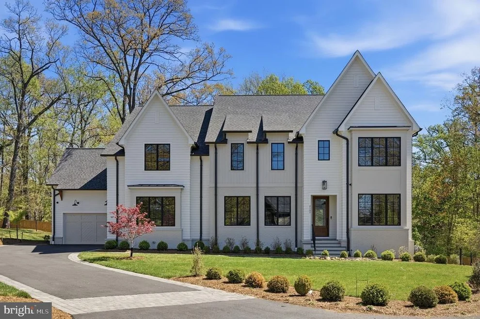 Unit for sale at 2107 ELLIOTT AVENUE, MCLEAN, VA 22101