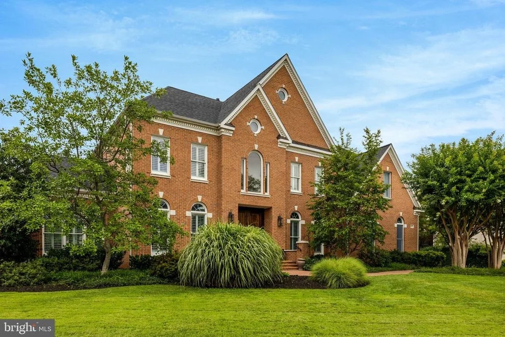 Unit for sale at 2006 LORD FAIRFAX ROAD, VIENNA, VA 22182