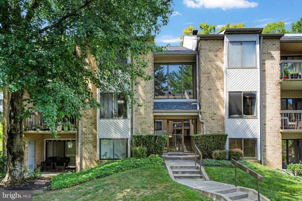 Unit for sale at 8 BAILIFFS COURT, LUTHERVILLE TIMONIUM, MD 21093