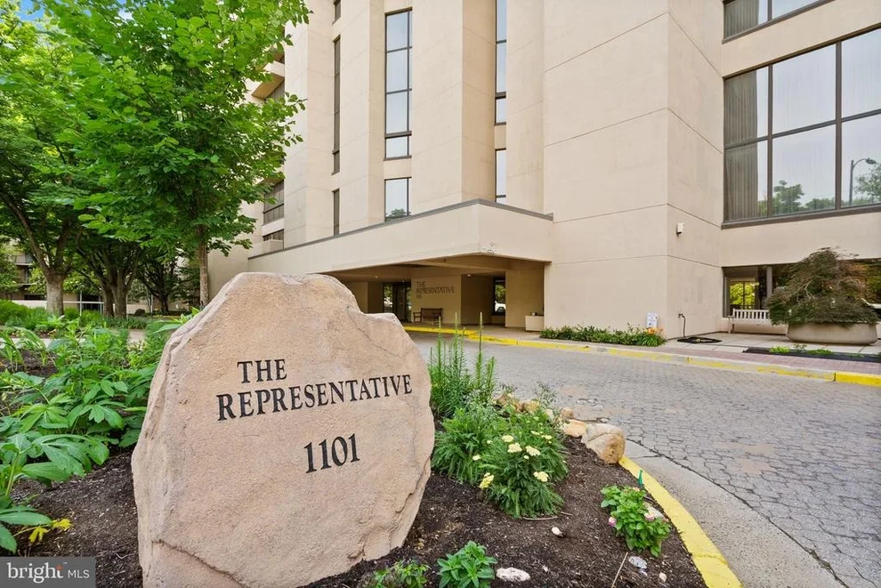 Unit for sale at 1101 S ARLINGTON RIDGE ROAD, ARLINGTON, VA 22202