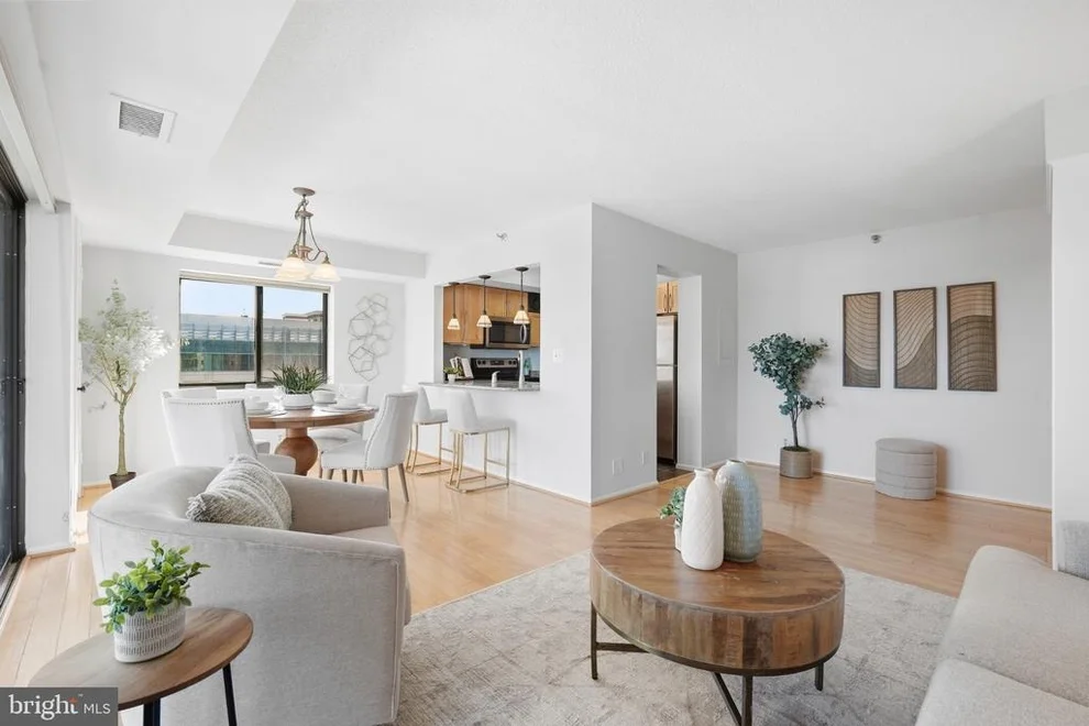 Unit for sale at 900 N STAFFORD STREET, ARLINGTON, VA 22203