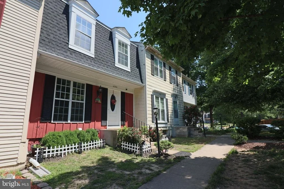 Unit for sale at 14904 LADY MADONNA COURT, CENTREVILLE, VA 20120