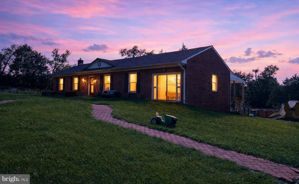 Unit for sale at 73 DOE WALK LANE, KEARNEYSVILLE, WV 25430