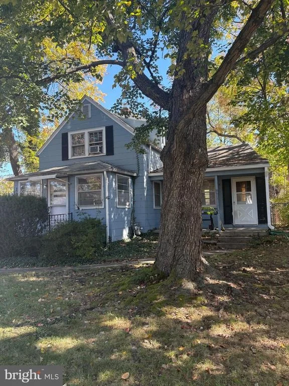 Unit for sale at 101 N HORNERS LANE, ROCKVILLE, MD 20850