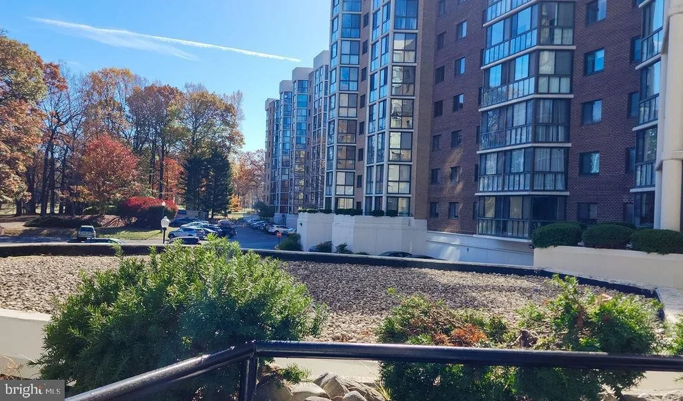 Unit for sale at 15115 INTERLACHEN DRIVE, SILVER SPRING, MD 20906