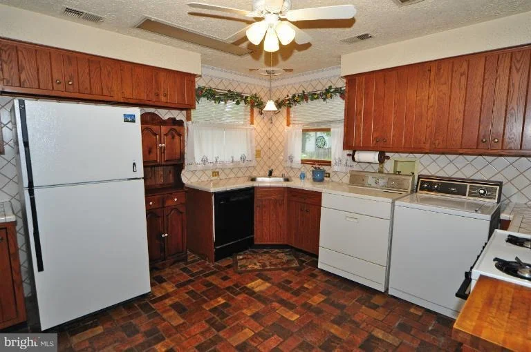Unit for sale at 6839 WESTMORELAND ROAD, FALLS CHURCH, VA 22042
