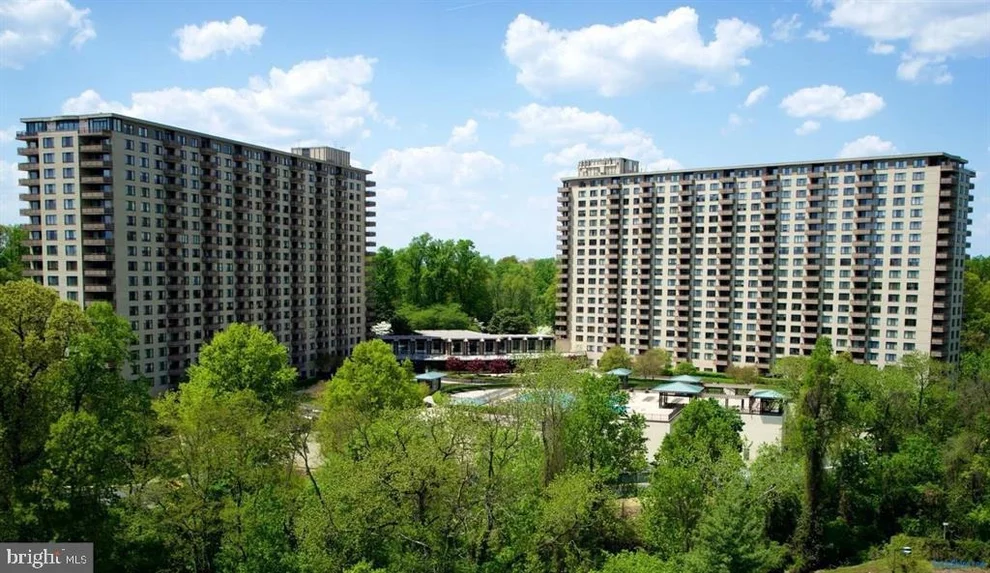 Unit for sale at 5225 POOKS HILL RD, BETHESDA, MD 20814