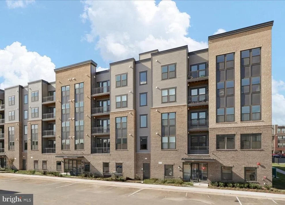Unit for sale at 21731 DOVEKIE TERRACE, ASHBURN, VA 20147
