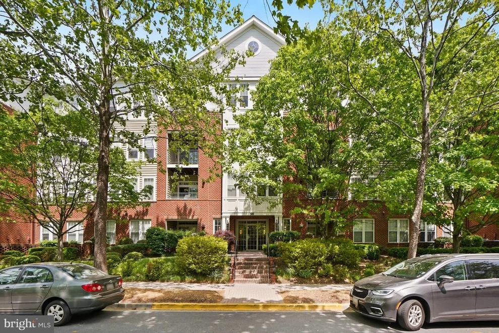 Unit for sale at 501 KING FARM BOULEVARD, ROCKVILLE, MD 20850