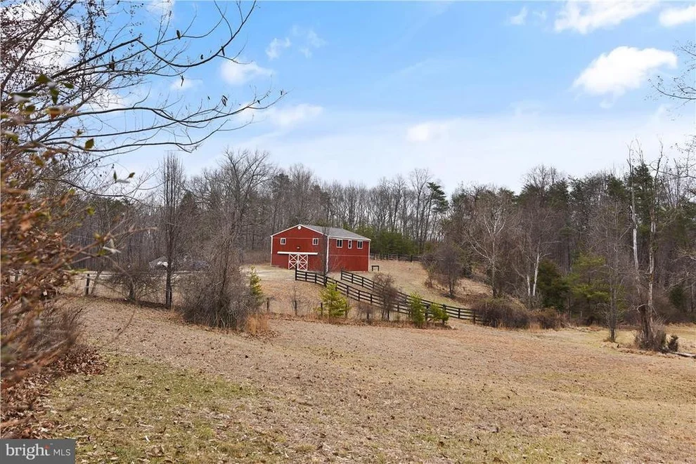 Unit for sale at 18385 JOPLIN ROAD, TRIANGLE, VA 22172