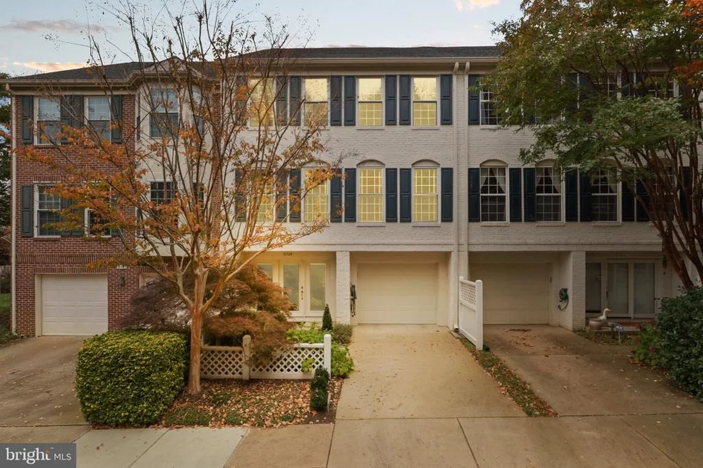 Unit for sale at 2729 PEMBSLY DRIVE, VIENNA, VA 22181