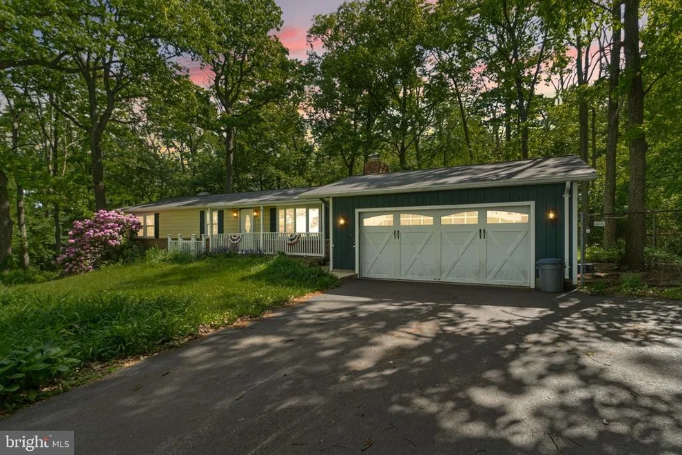 Unit for sale at 4627 CROSSROAD SCHLHSE ROAD, MANCHESTER, MD 21102