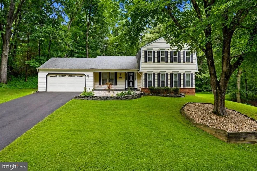 Unit for sale at 6121 QUEENS BRIGADE COURT, FAIRFAX, VA 22030