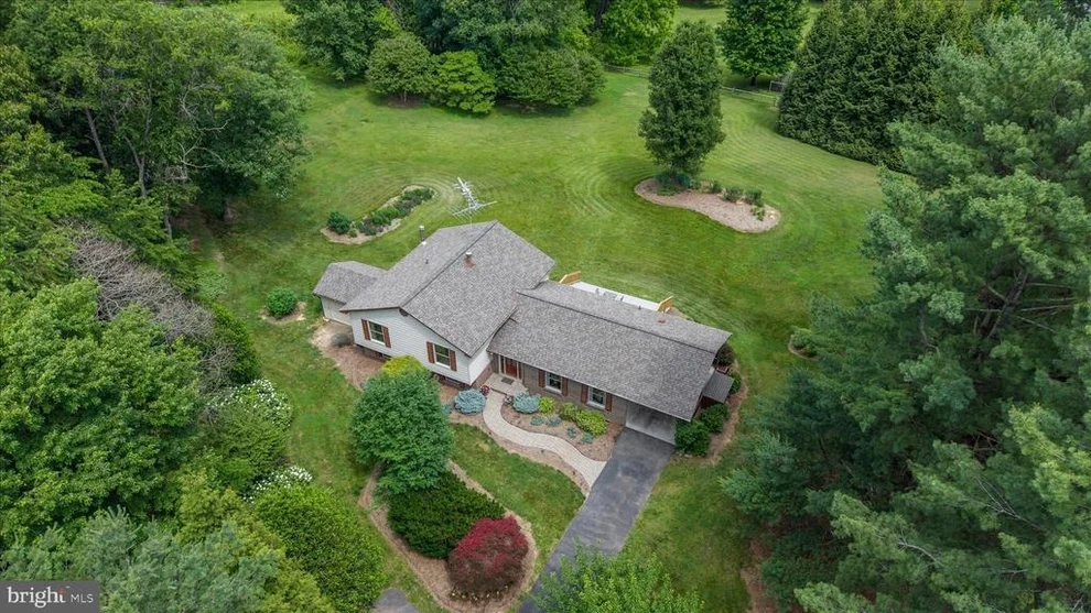 Unit for sale at 8604 BURNT HICKORY CIRCLE, FREDERICK, MD 21704