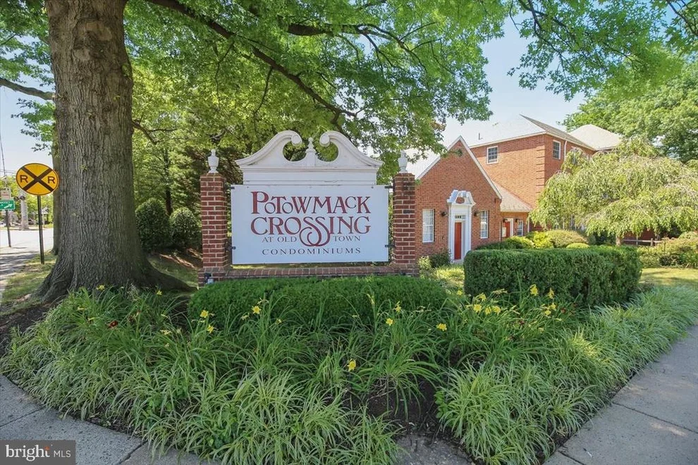 Unit for sale at 1708 W ABINGDON DRIVE, ALEXANDRIA, VA 22314