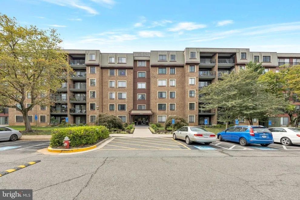 Unit for sale at 2817 JERMANTOWN ROAD, OAKTON, VA 22124