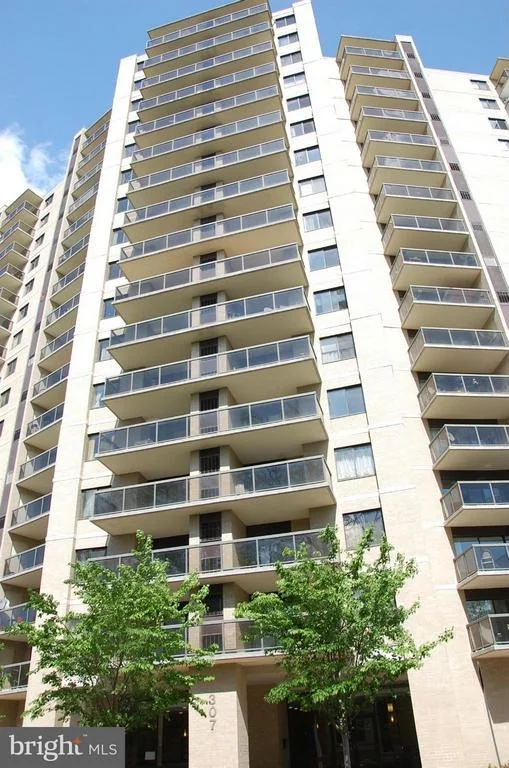 Unit for sale at 307 YOAKUM PARKWAY, ALEXANDRIA, VA 22304