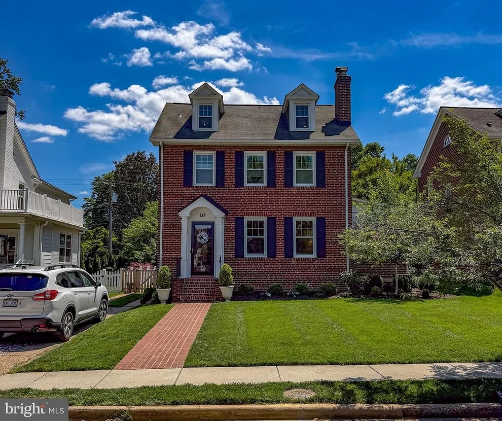 Unit for sale at 10 W OAK STREET, ALEXANDRIA, VA 22301