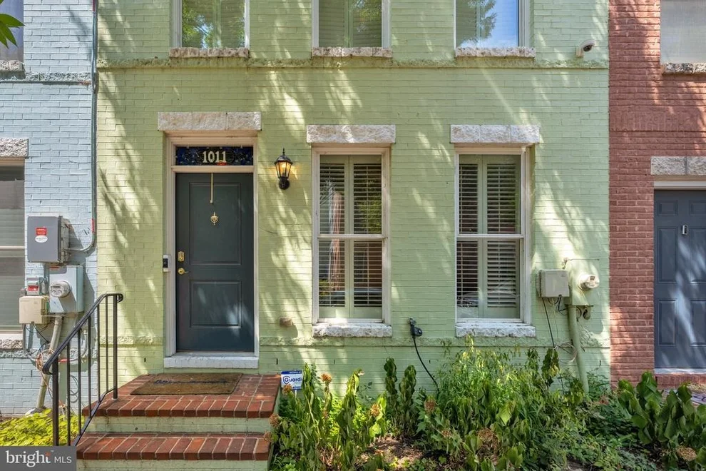 Unit for sale at 1011 3RD PLACE SE, WASHINGTON, DC 20003