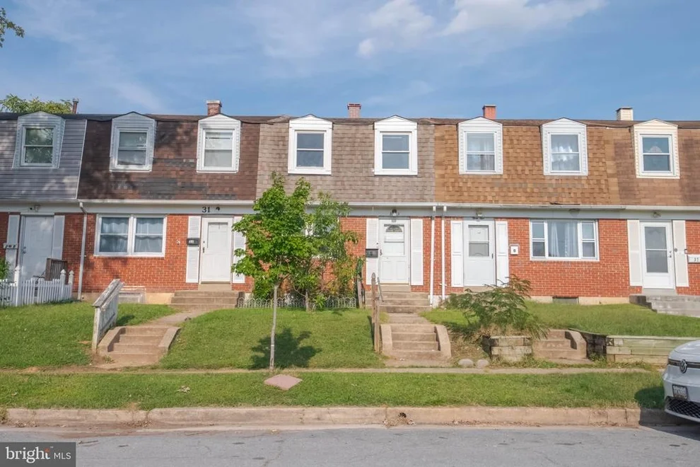 Unit for sale at 33 BLADEN ROAD, ESSEX, MD 21221