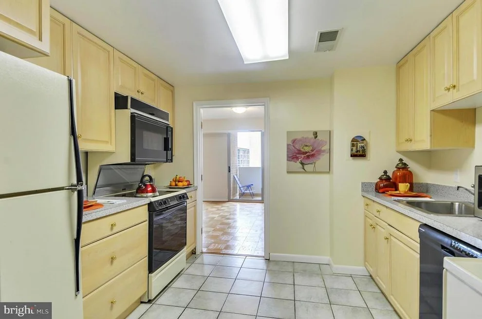 Unit for sale at 4601 PARK AVENUE, CHEVY CHASE, MD 20815