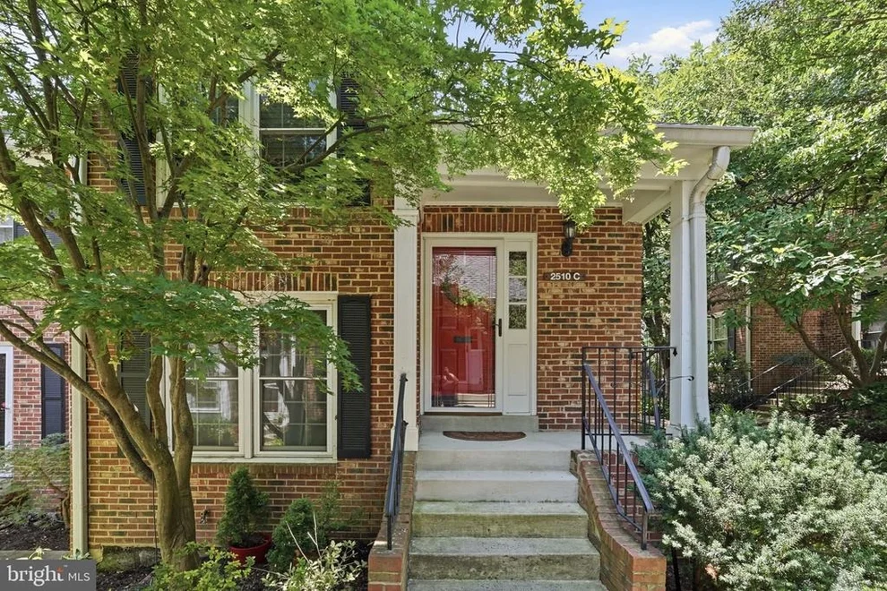 Unit for sale at 2510 S WALTER REED DRIVE, ARLINGTON, VA 22206