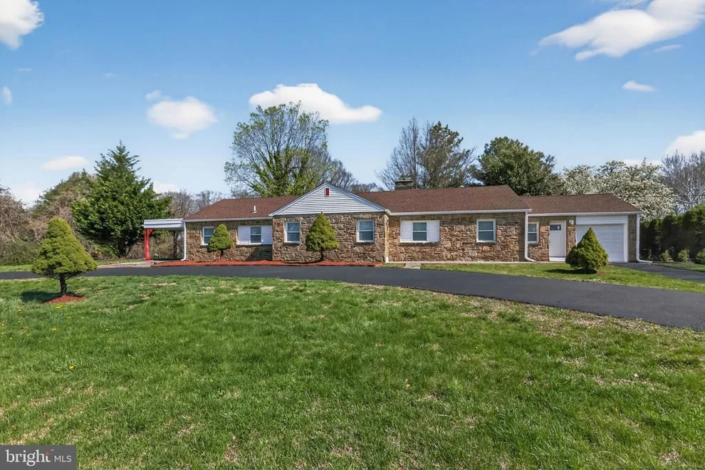 Unit for sale at 207 ROLLING GREEN AVENUE, NEW CASTLE, DE 19720