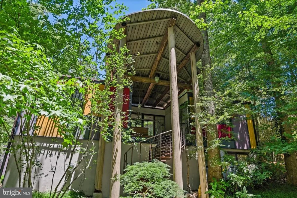 Unit for sale at 7700 OLD DOMINION DRIVE, MCLEAN, VA 22102