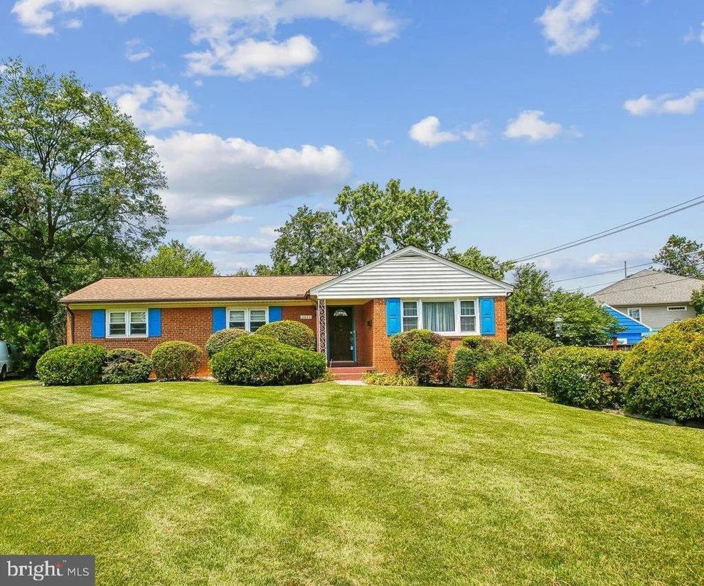 Unit for sale at 3332 KAYWOOD DRIVE, FALLS CHURCH, VA 22041