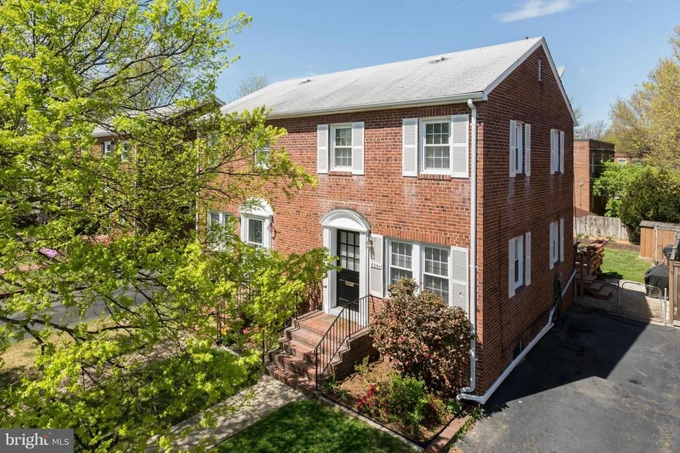 Unit for sale at 204 ADAMS AVENUE, ALEXANDRIA, VA 22301