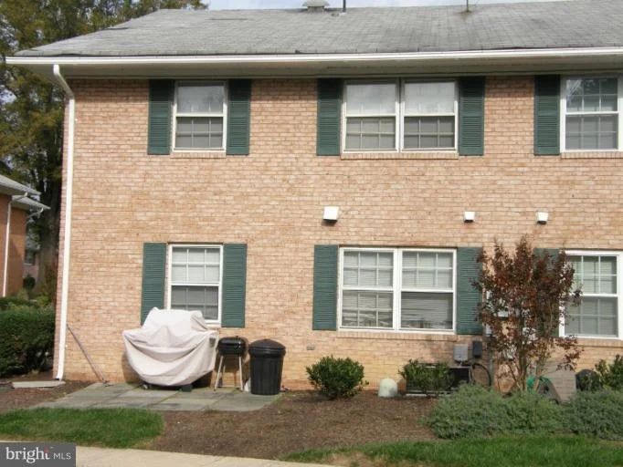 Unit for sale at 8724 WALUTES CIRCLE, ALEXANDRIA, VA 22309