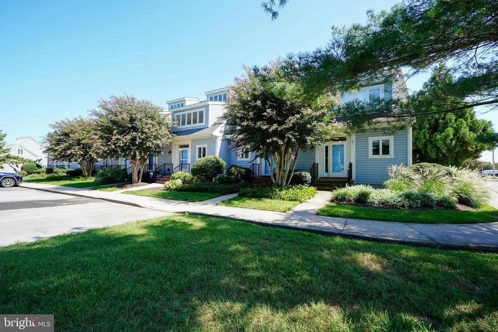 Unit for sale at 6 HENLOPEN GDNS, LEWES, DE 19958