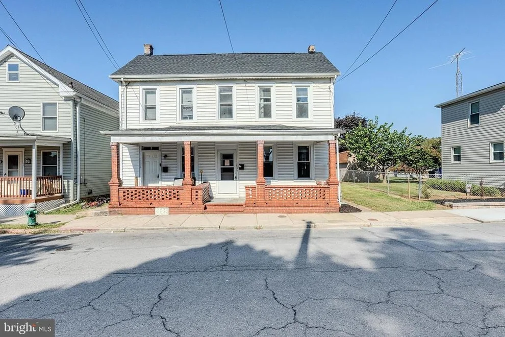 Unit for sale at 1037 & 1037 1/2 SPRUCE STREET, HAGERSTOWN, MD 21740