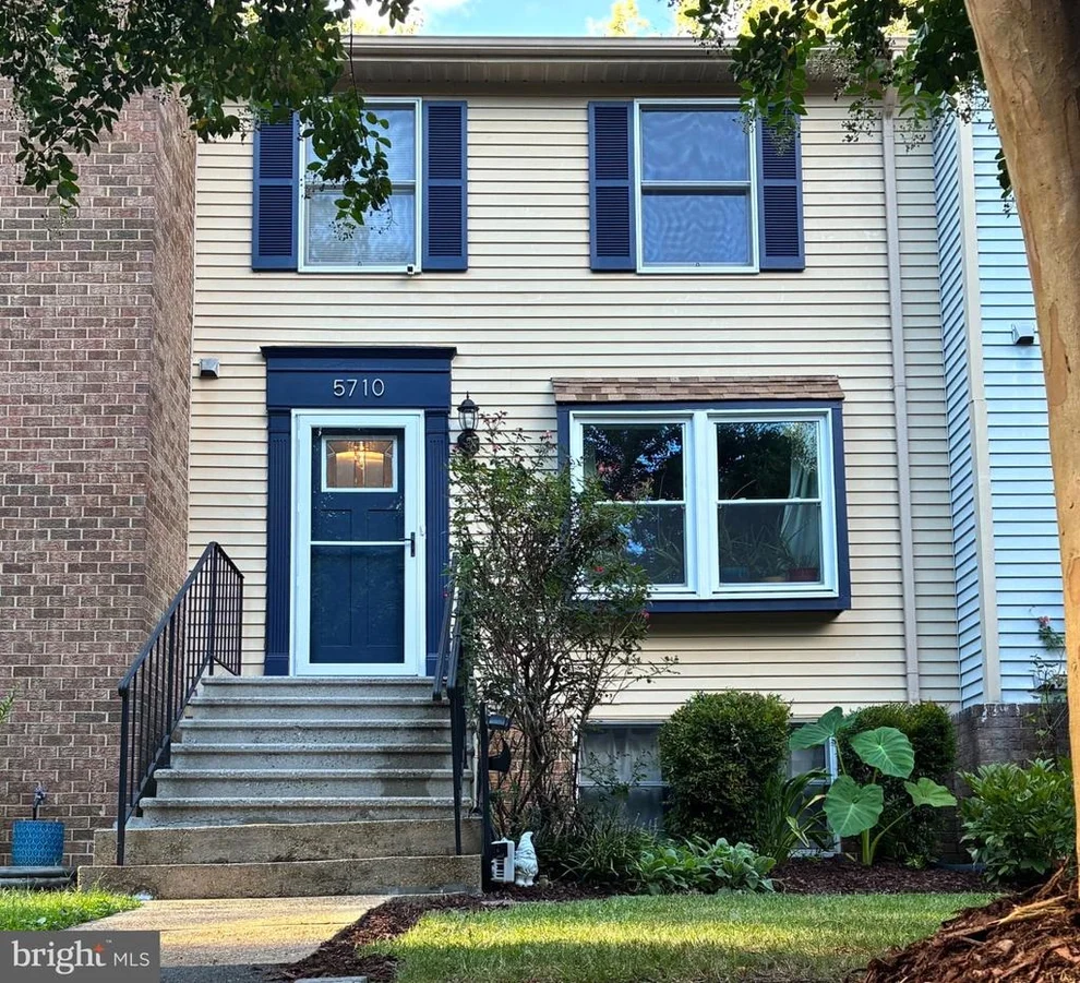 Unit for sale at 5710 ROUND TOP LN, BURKE, VA 22015