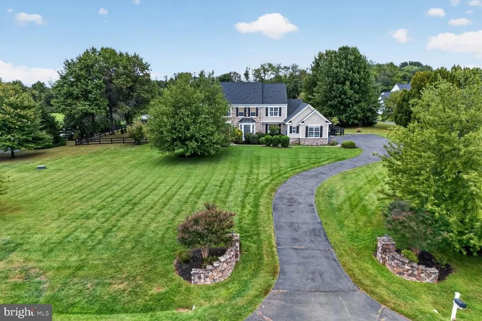 Unit for sale at 38392 STONE EDEN DRIVE, HAMILTON, VA 20158