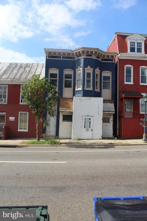 Unit for sale at 221-223 W FRANKLIN STREET, HAGERSTOWN, MD 21740