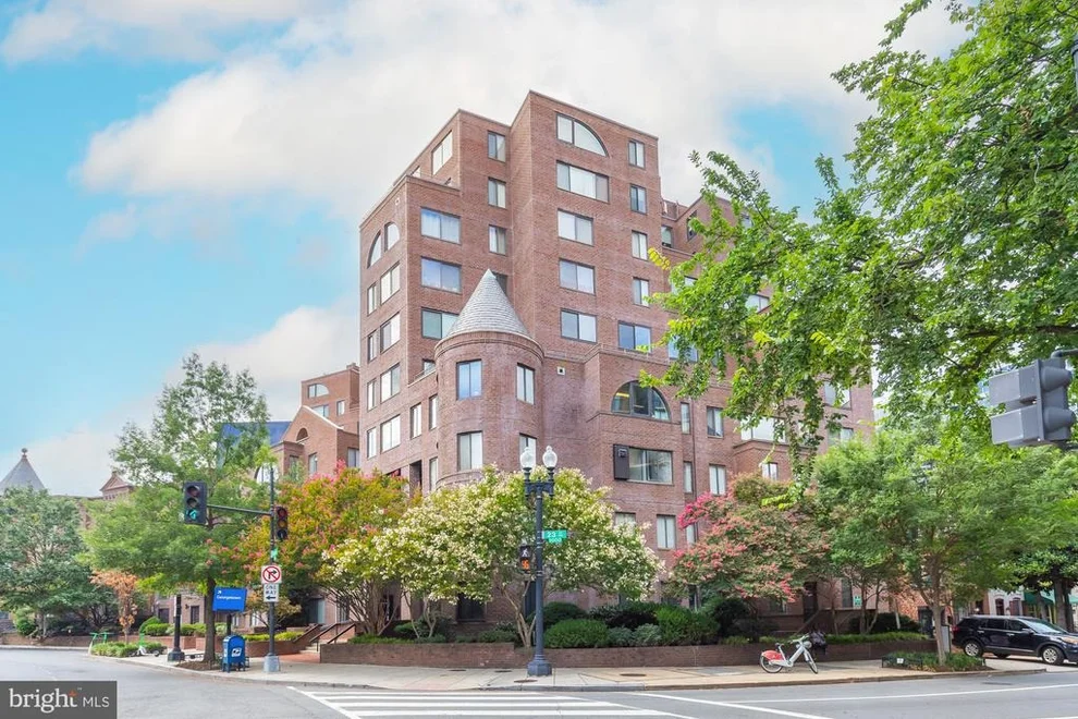 3 Washington Circle Northwest