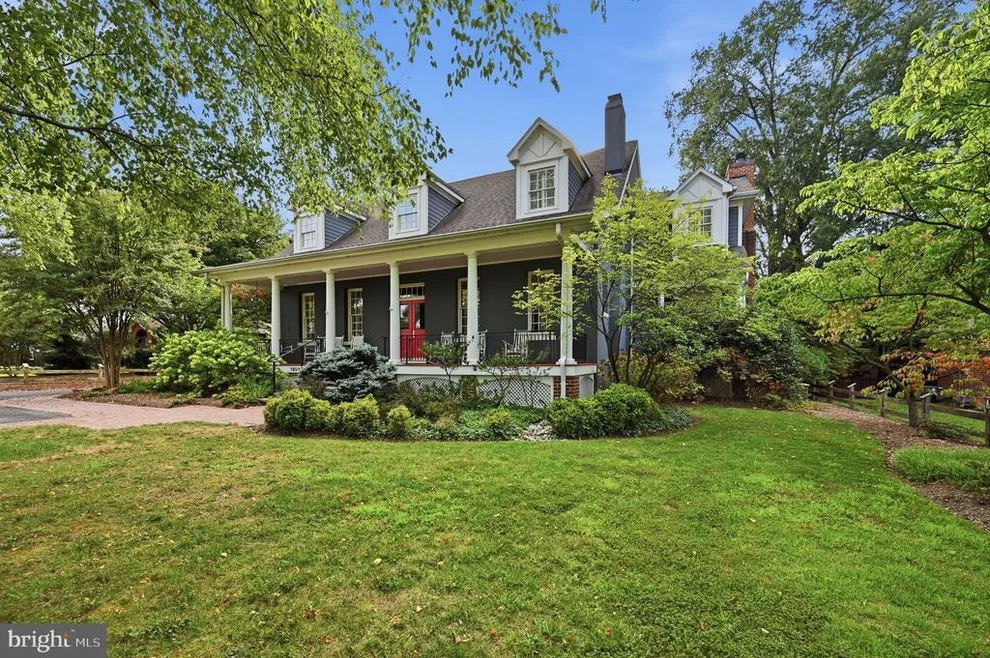 Unit for sale at 1908 S ARLINGTON RIDGE ROAD, ARLINGTON, VA 22202