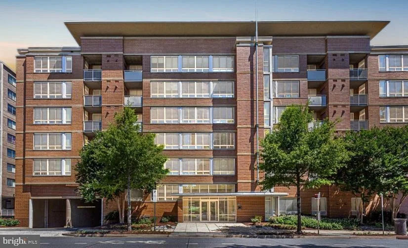 Unit for sale at 355 I STREET SW, WASHINGTON, DC 20024