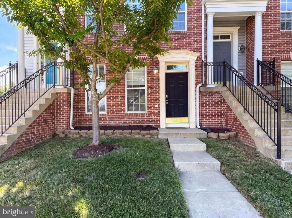 Unit for sale at 15489 CHOPAWAMSIC COURT, WOODBRIDGE, VA 22191