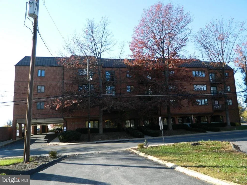Unit for sale at 8 RUSSELL AVENUE, GAITHERSBURG, MD 20877