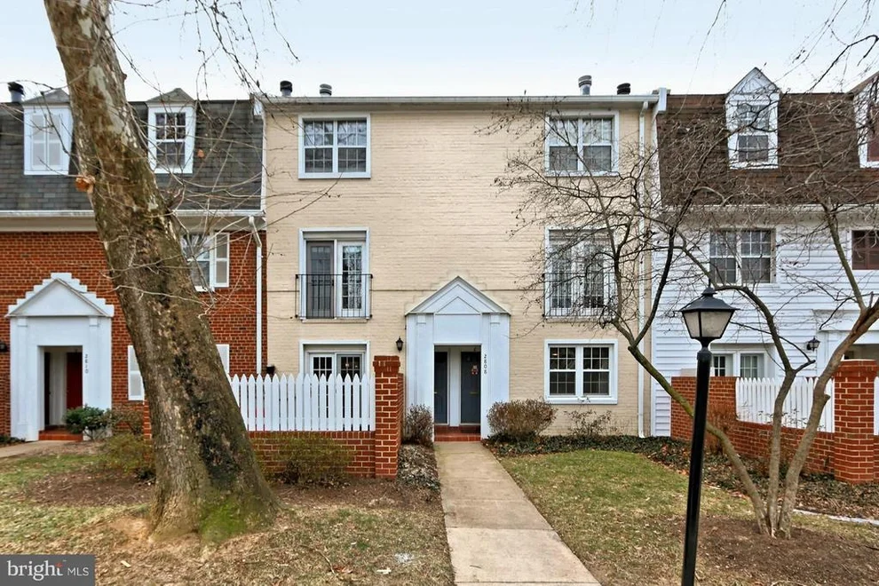 Unit for sale at 2808 WAKEFIELD STREET S, ARLINGTON, VA 22206