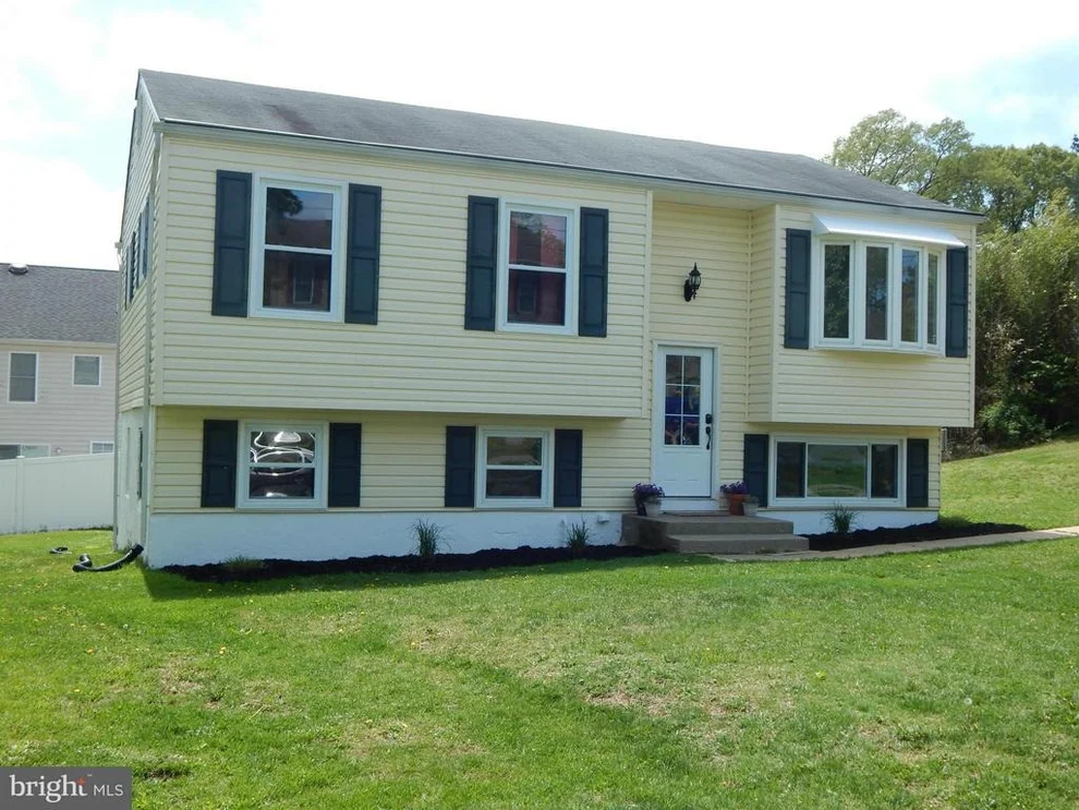 Unit for sale at 107 PINEVIEW AVENUE, SEVERNA PARK, MD 21146