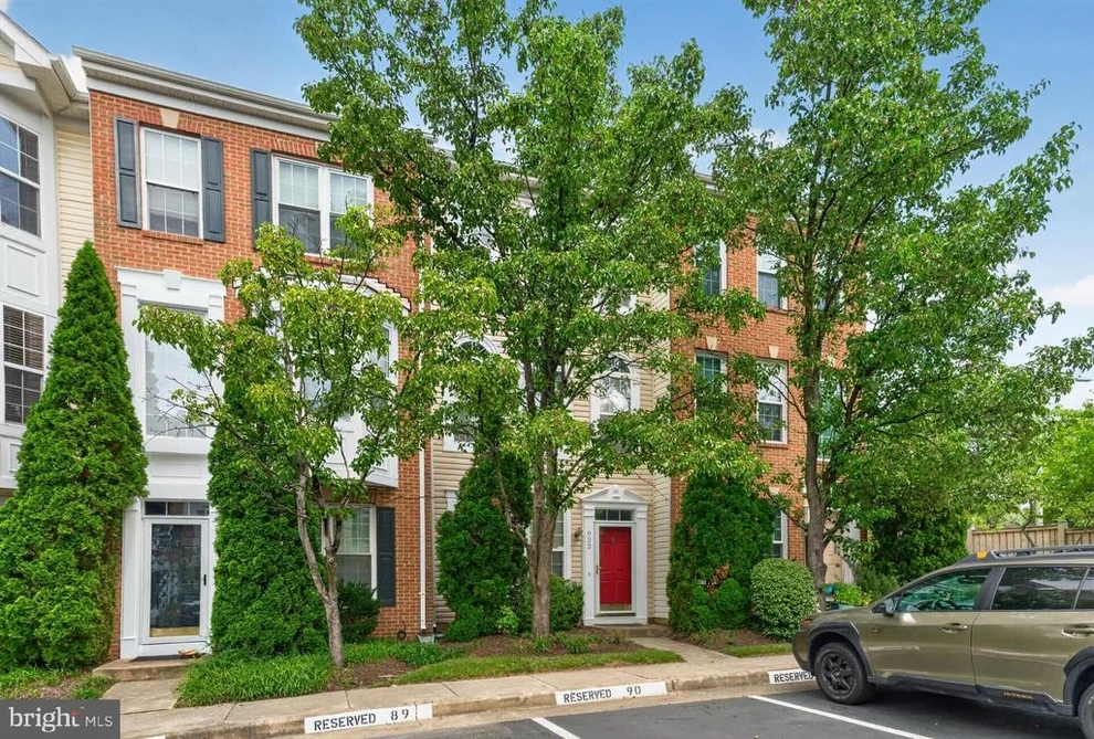 Unit for sale at 932 HARRISON CIRCLE, ALEXANDRIA, VA 22304