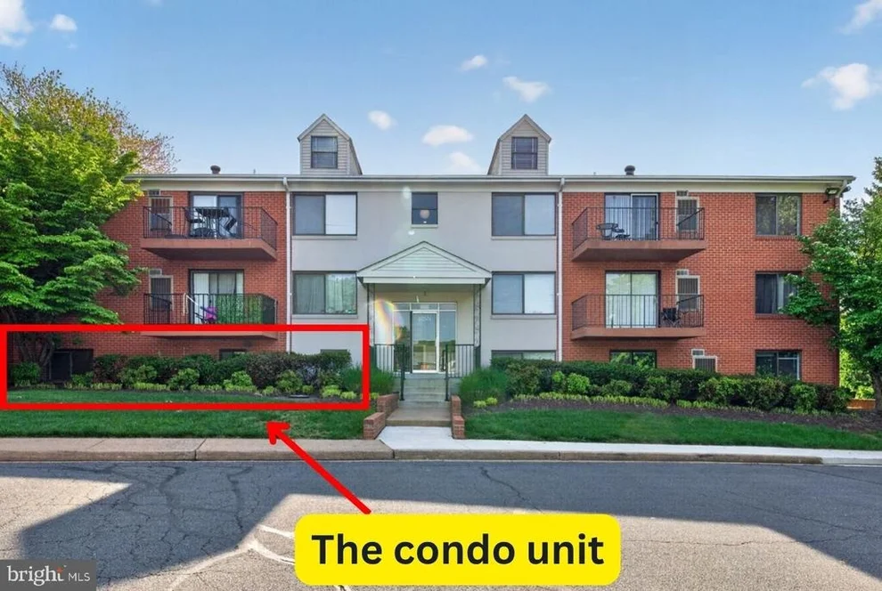 Unit for sale at 125 CLUBHOUSE DRIVE SW, LEESBURG, VA 20175