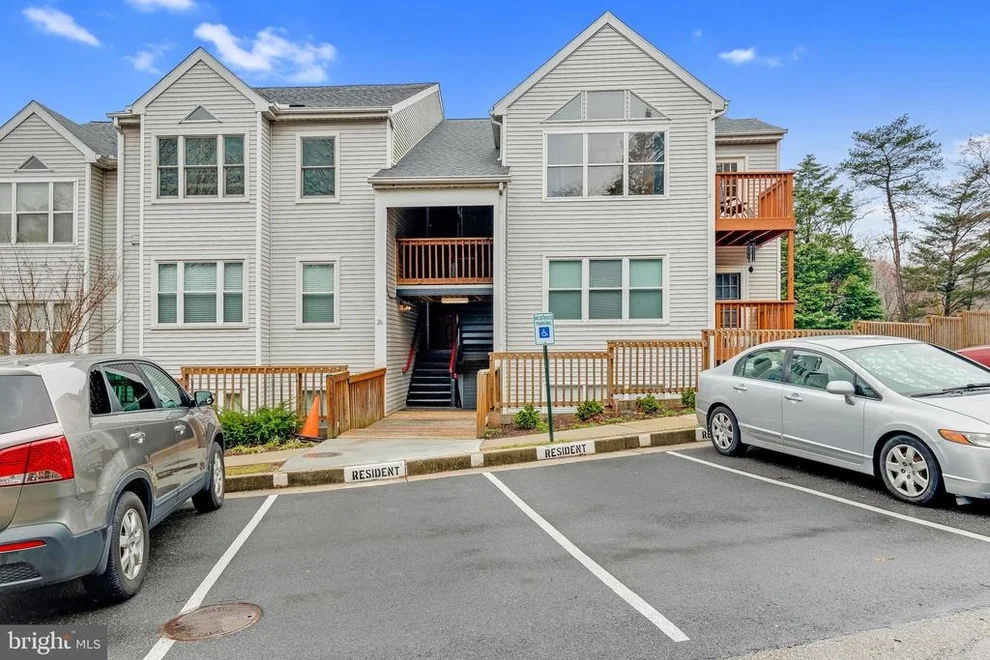 Unit for sale at 26 DEER RUN COURT, HALETHORPE, MD 21227