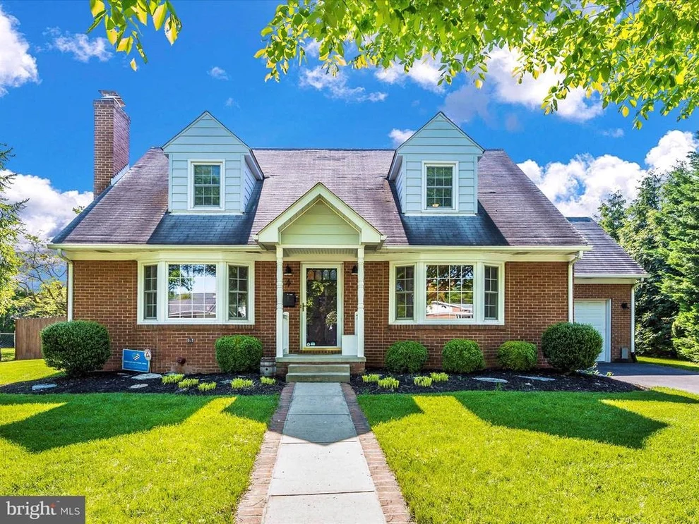 Unit for sale at 4 KLINE BOULEVARD, FREDERICK, MD 21701