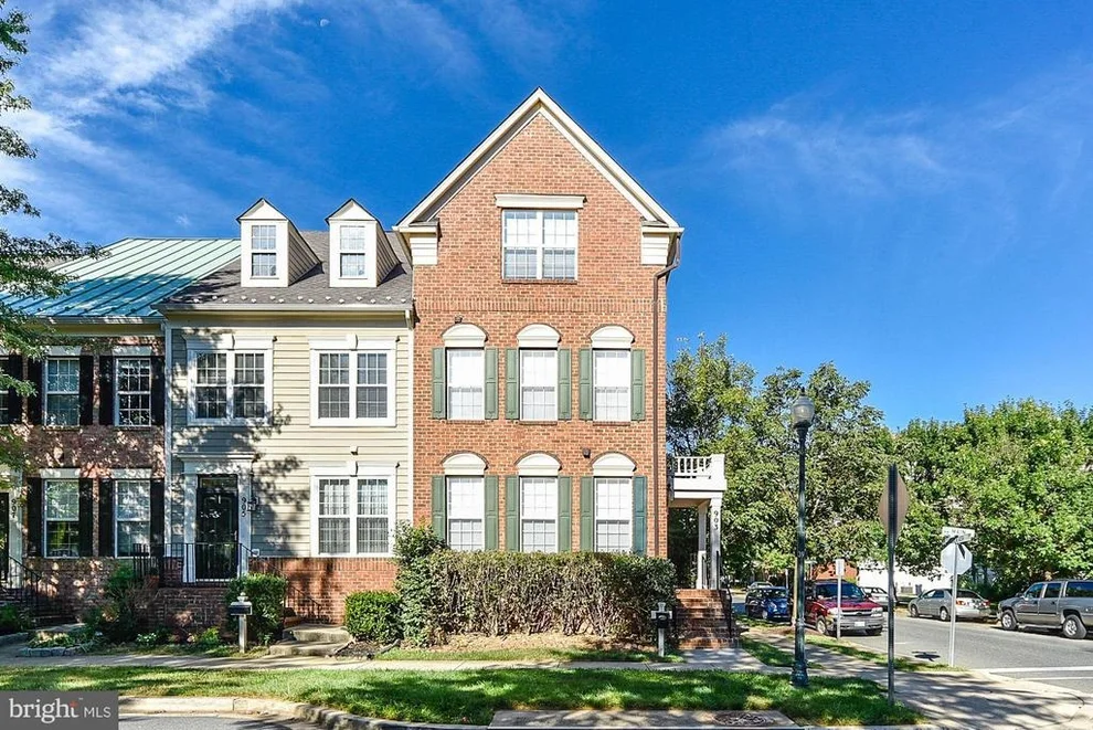 Unit for sale at 903 MAIN STREET, GAITHERSBURG, MD 20878